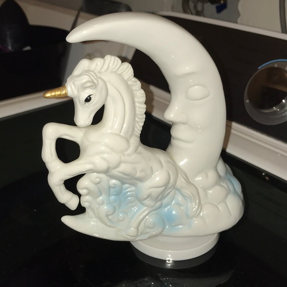 Unicorn music box
